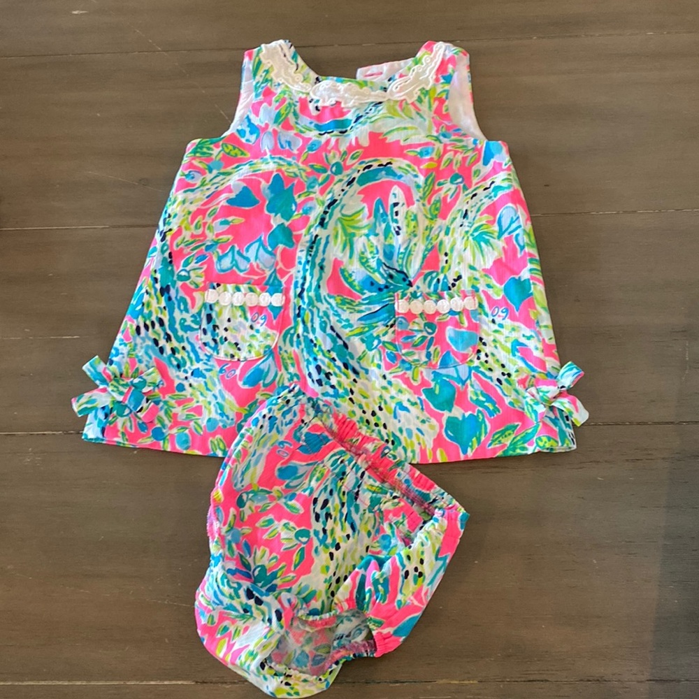 Lilly Pulitzer dress 18-24 mths. Worn once! Perfect condition! Cute summer dress